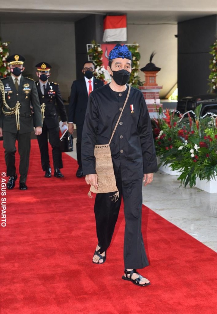 Baju Adat Baduy, Banten