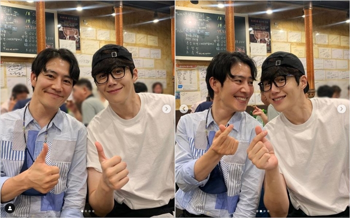 Kim Seon Ho Senyum Ceria Nongkrong di Restoran, Rekan Aktor Ungkap Terima Kasih