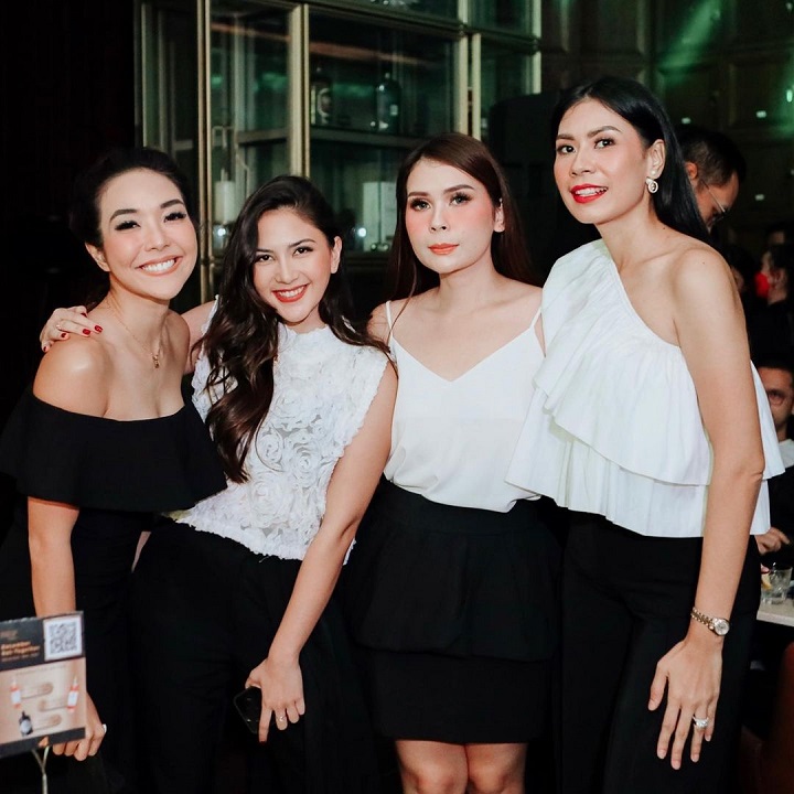 Jessica Dress Code Bareng Natalia dan Putri