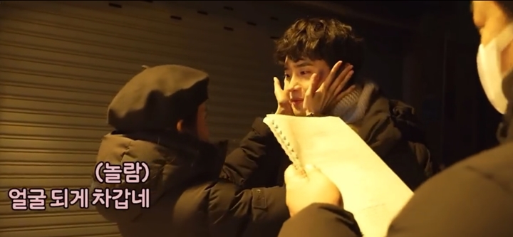 Lee Jong Suk Protes Mantan Yoona SNSD Dibilang Lebih Ganteng Saat Syuting \'Big Mouth\'