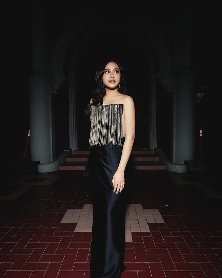 Glamor dengan Gaya Mamba