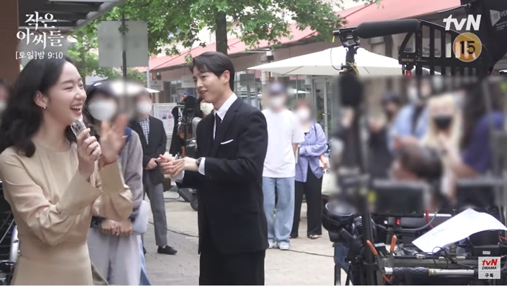 Kim Go Eun Girang Bisa Syuting Bareng Song Joong Ki di \'Little Woman\'