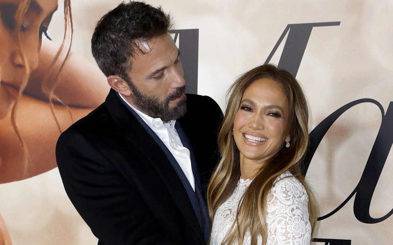 Buat Ben Affleck Syok, Ini Kejutan Romantis Jennifer Lopez Untuk Sang Suami Di Momen Pernikahan