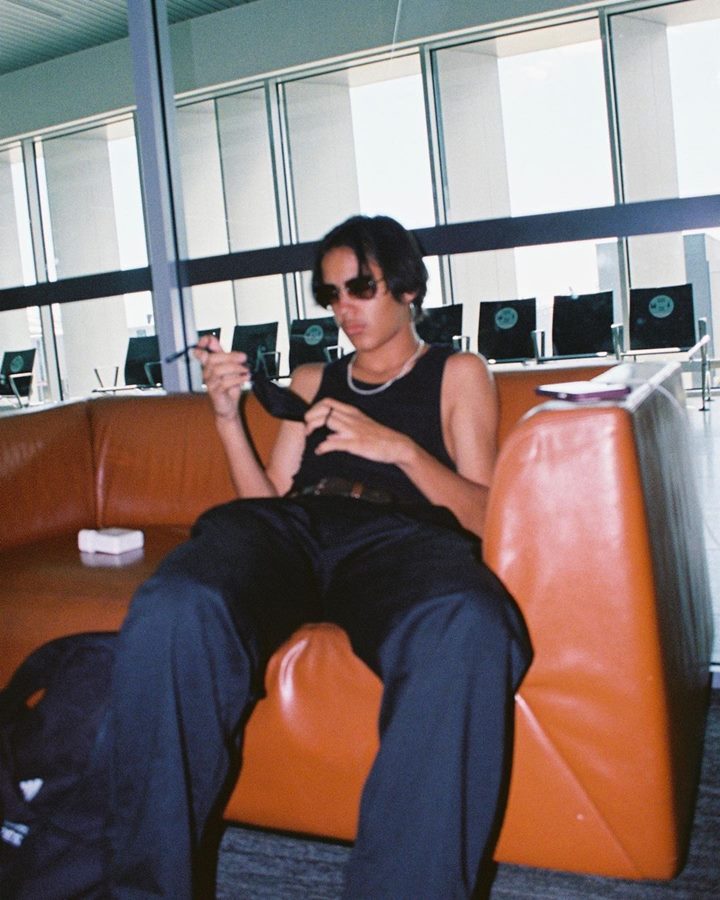 <i>Fashion Air Port</i> Bak Rockstar