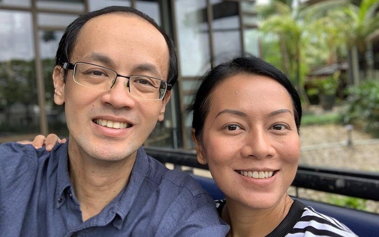 Dewi Lestari Saksikan 'Keajaiban' Kala Suami Dikremasi, Netter Ikutan Merinding
