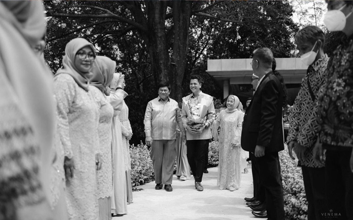 Rendi Jhon bersama Keluarga