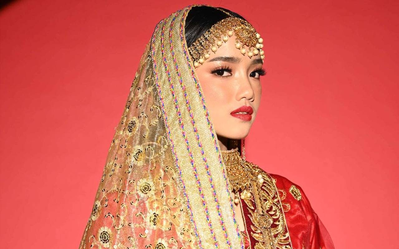 Fuji Tampil Pakai Kain Sari Bak Princess Bollywood, Aura Wajah Cantik Gak Kaleng-Kaleng