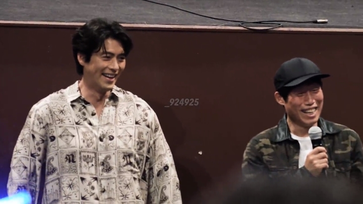 Hyun Bin Ngakak Saat Diberi Tahu Umur Ayah Fans