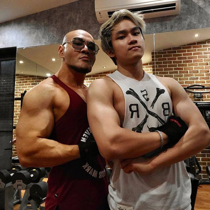 Azka 'Pasang Badan' Untuk Deddy