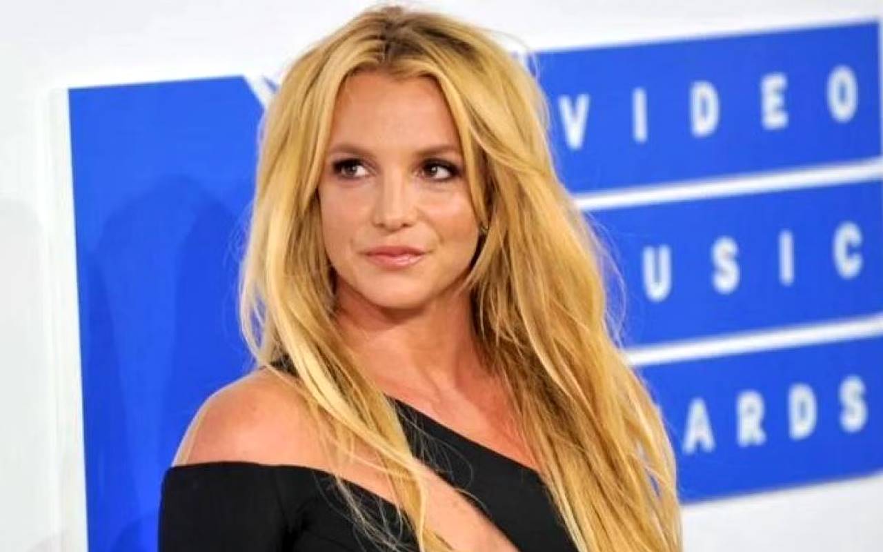 Britney Spears Ditampar Ibu Usai Party Sampai Subuh Bareng Paris Hilton & Lindsay Lohan