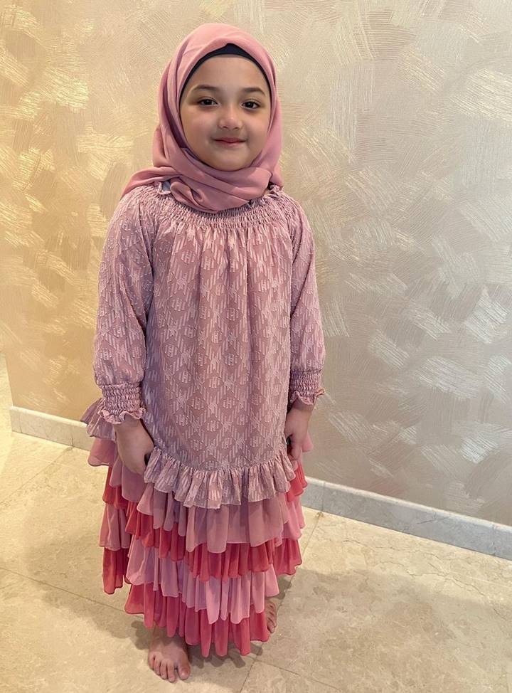 Tampil Serba Pink