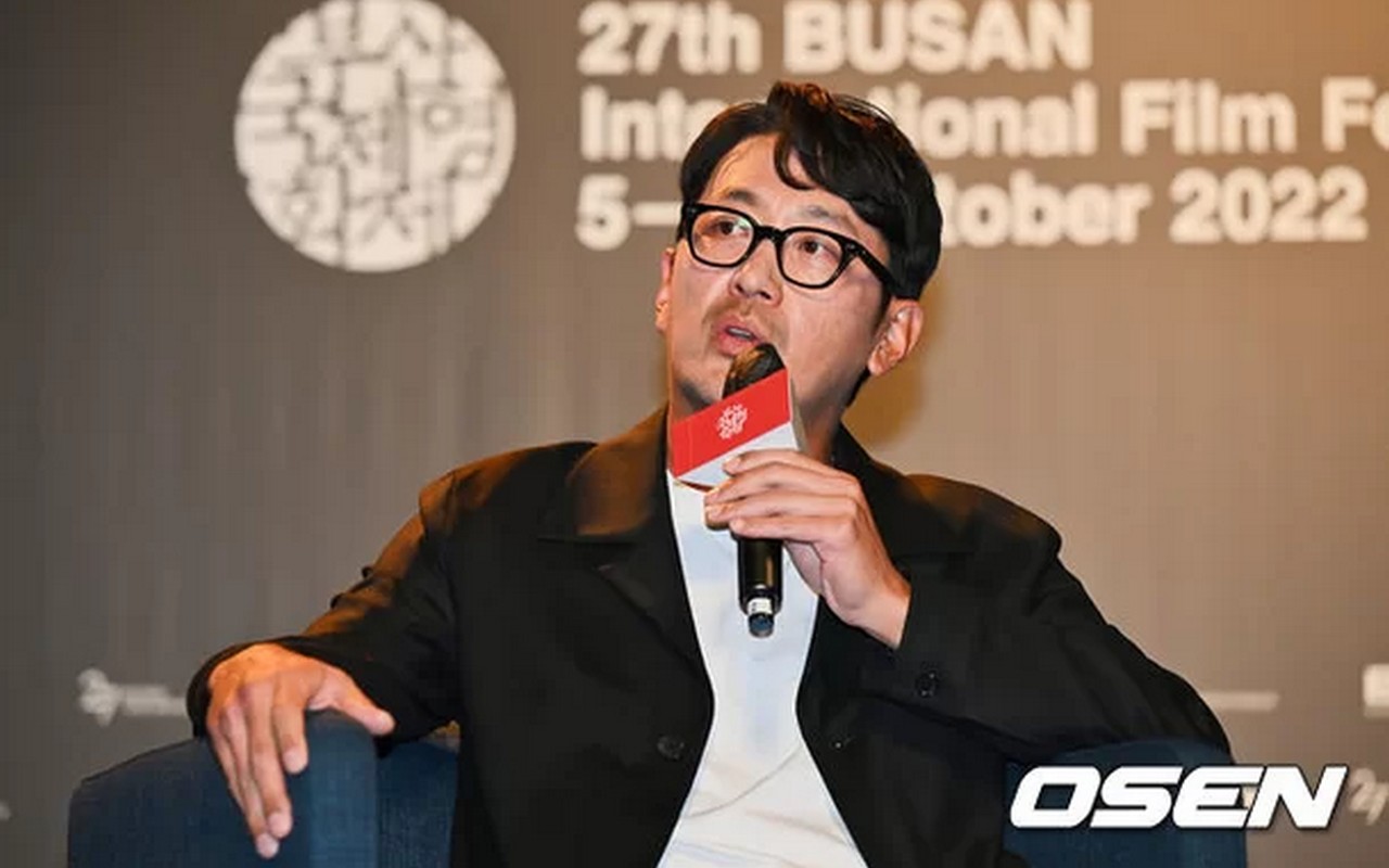 Ha Jung Woo Akui Takut Penonton Bosan Lihat 'Narco-Saints' Karena Opening yang Cukup Lama