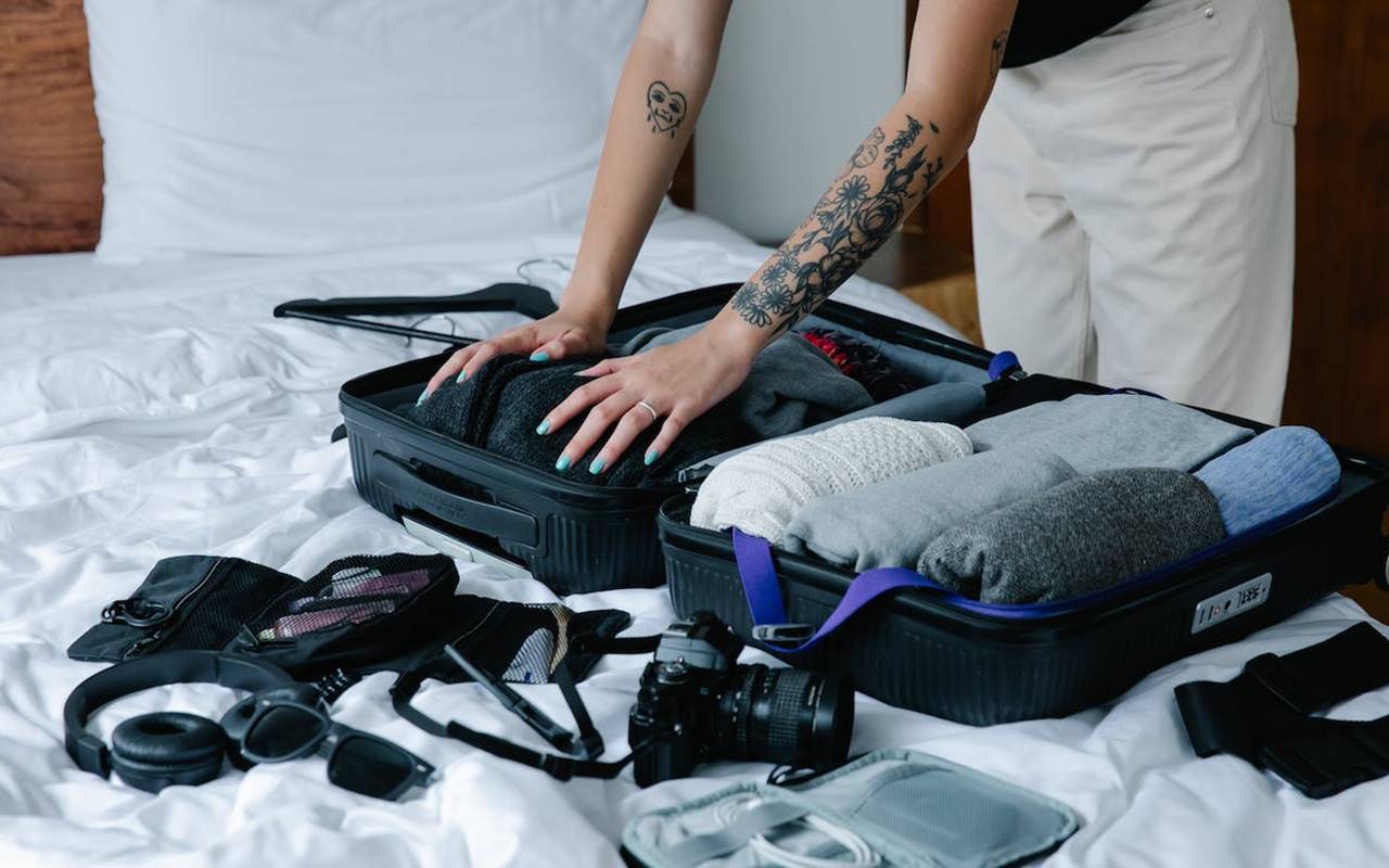 Simak Tips Cegah Embrace Overpacking Agar Tak Frustasi Kala Liburan