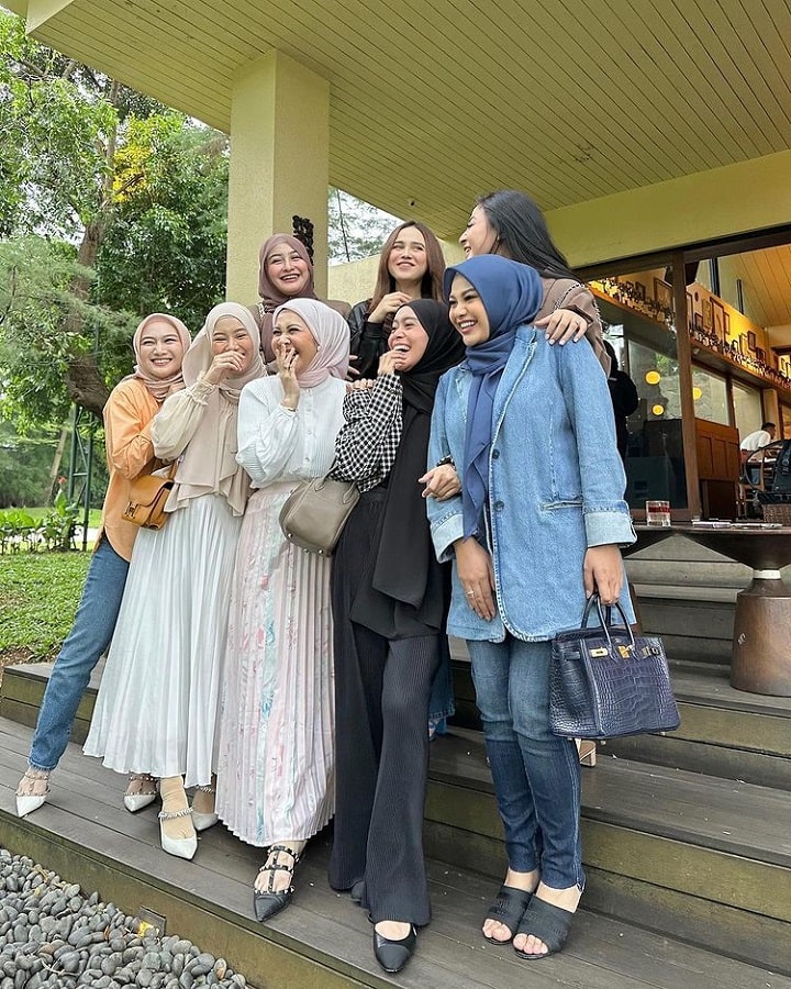 Pose Enerjik