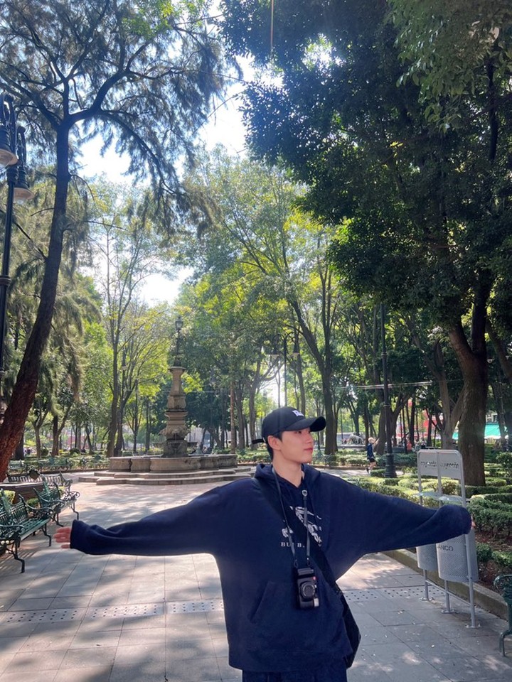 Antusias Main di Taman
