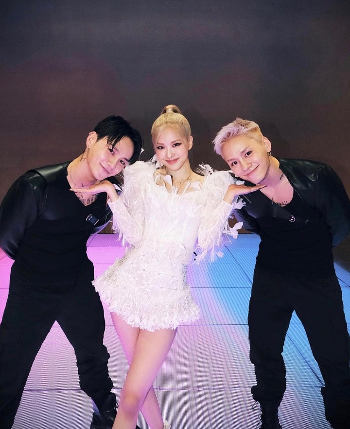 Rose BLACKPINK dan Kwon Twins