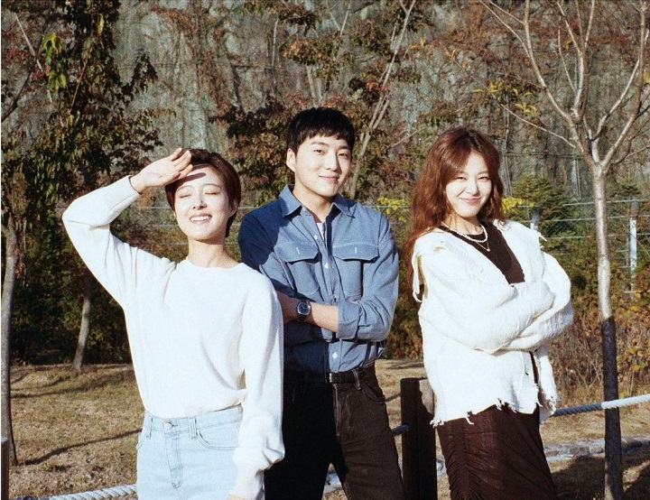 Kang Seung Yoon WINNER dan Lee Joo Myung