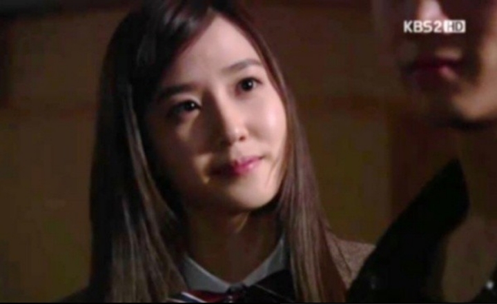 Lebih Tua, Peran Park Eun Bin Sebagai Adik Bae Suzy di \'Dream High\' Tuai Sorotan