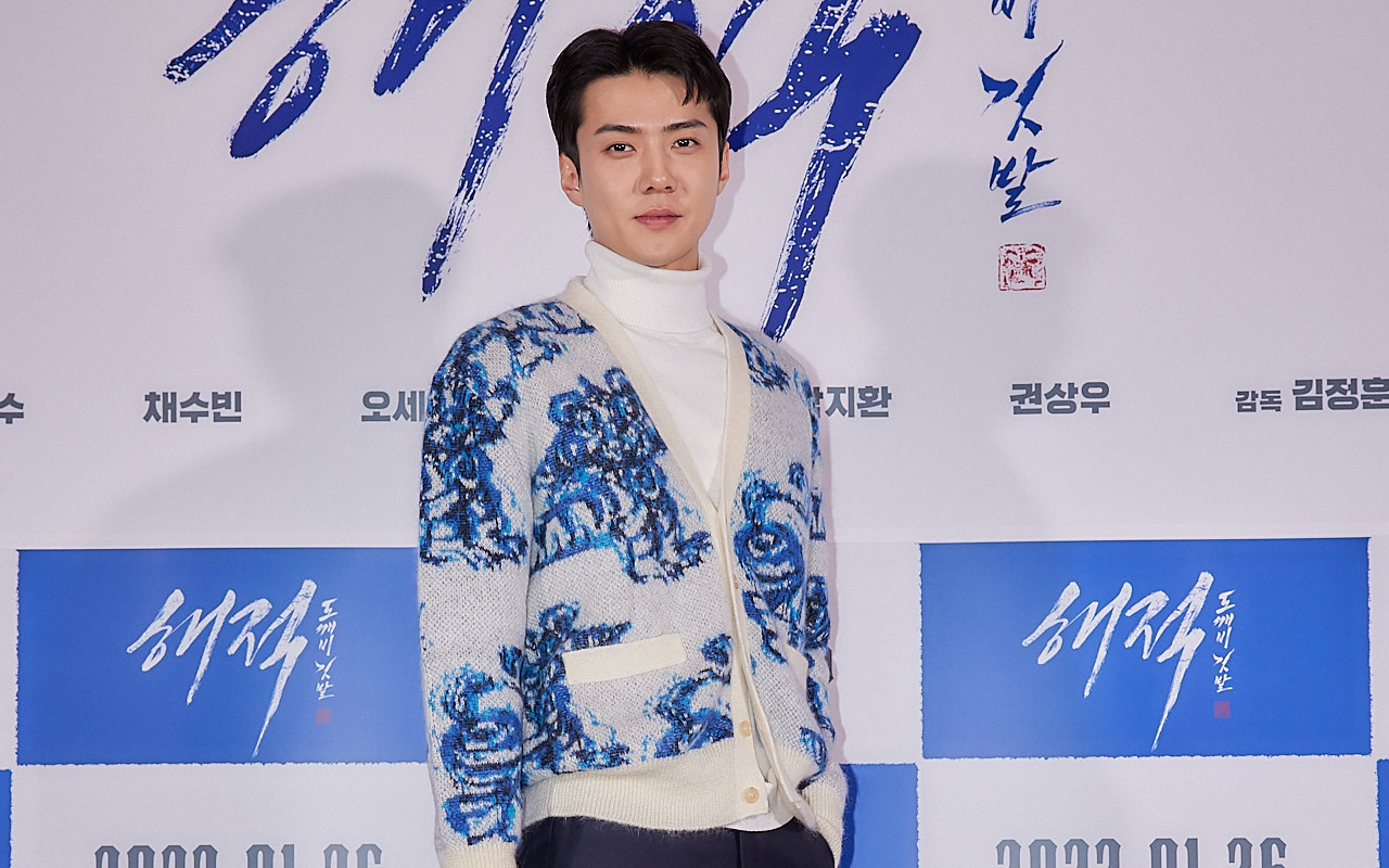 Bikin Takjub, Sehun EXO Gercep Tolong Penggemar yang Jatuh