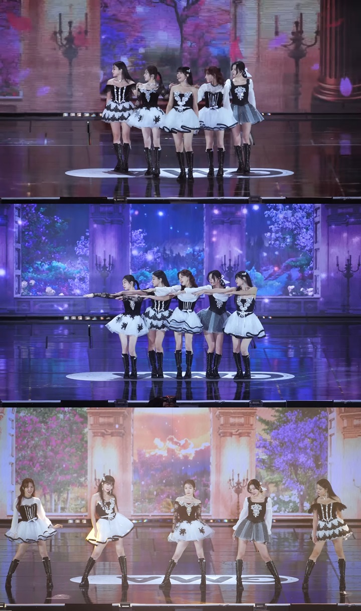 GMA 2022: Red Velvet Tuai Perhatian Lewat Outfit Cantik \'Feel My Rhythm\' GMA 2022: Red Velvet Tuai Perhatian Lewat Outfit Cantik \'Feel My Rhythm\' GMA 2022: Red Velvet Tuai Perhatian Lewat Outfit Cantik \'Feel My Rhythm\'