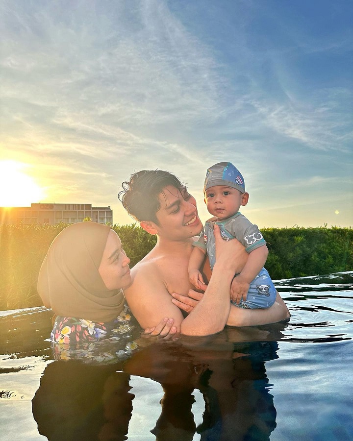 Berenang Bersama