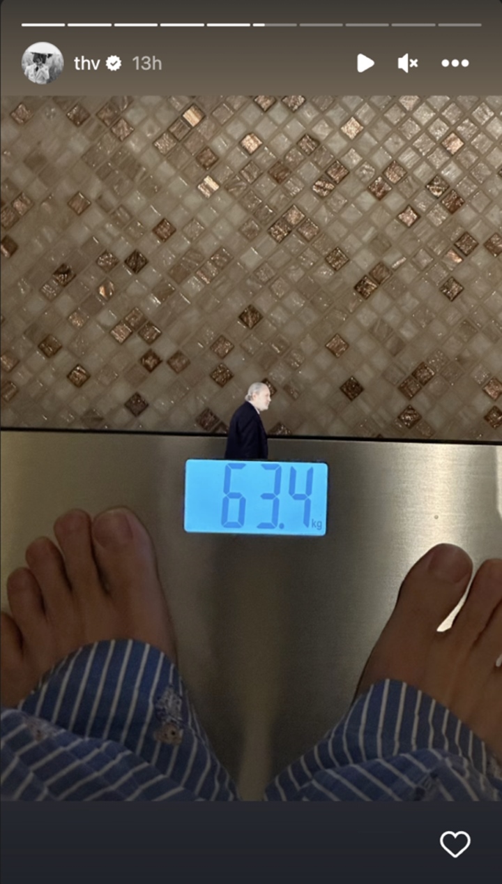 V BTS Bangga Pamer Berat Badan Usai Diet, Fans dan Netizen Lontarkan Beragam Komentar