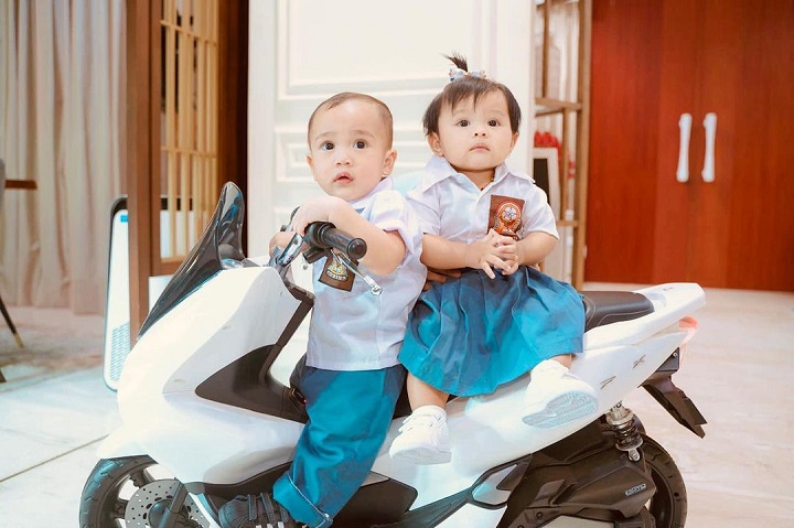 Cipung Putra Raffi Ahmad  dan Ameena Putri Atta Halilintar