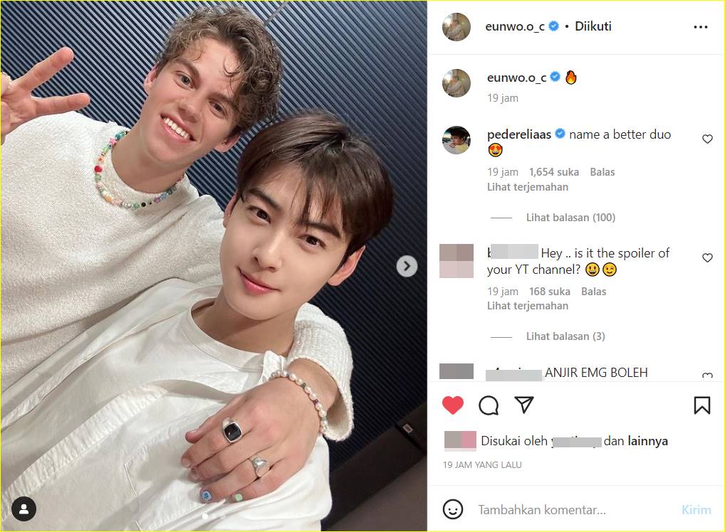 Cha Eun Woo ASTRO membagikan potret bersama dengan Peder Elias