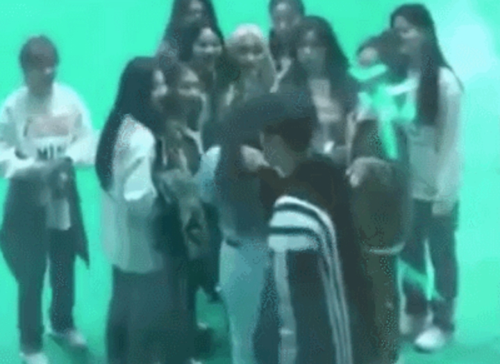 Video Chuu Dijambak Viral Usai Didepak Dari LOONA Karena Tuduhan Kekerasan