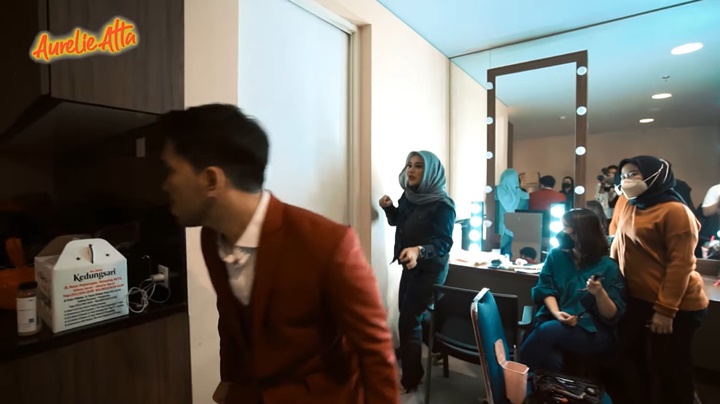 Gemasnya Aurel Hermansyah dan Thariq Halilintar Balapan Jemput Ameena