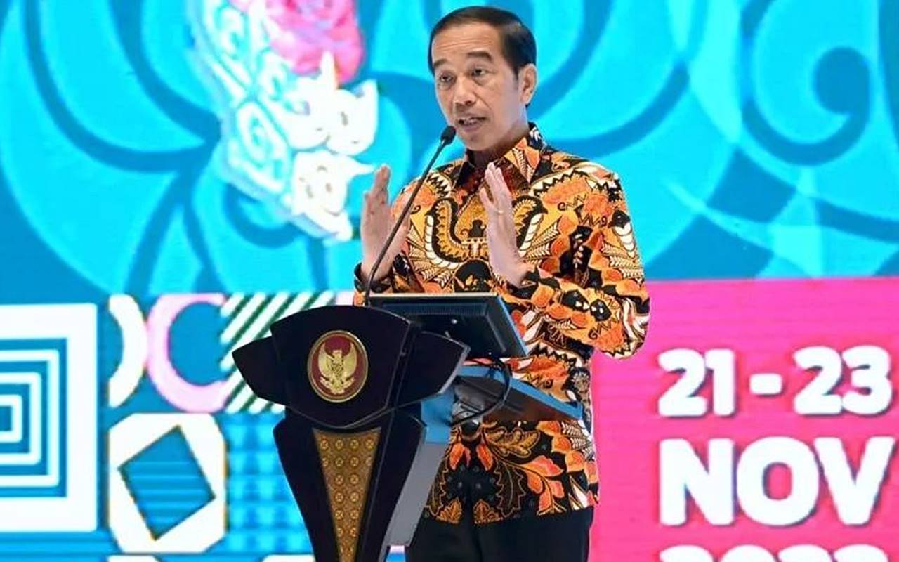 Sempat Dibujuk, Jokowi Akhirnya Mengalah Kala Sang Cucu Enggan Pakai Beskap di Nikahan Kaesang