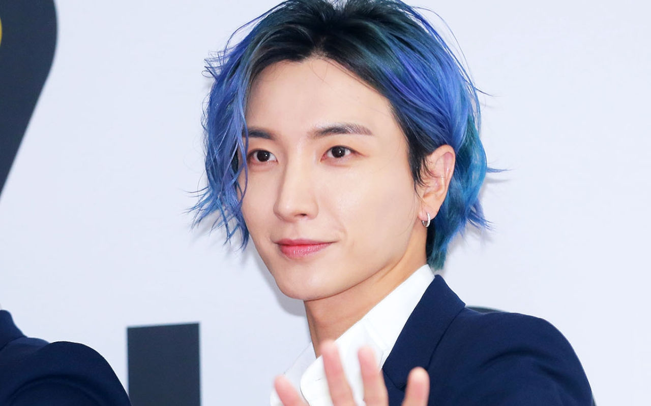 AAA 2022: Leeteuk Super Junior Pamerkan Sikap Kelewat Sopan di Penutupan
