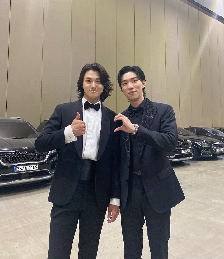 Love Sign Yang Tidak Sinkron