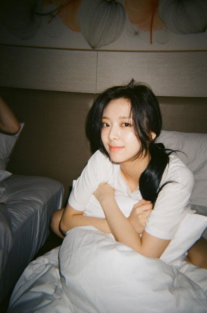 Flawless Saat Bare Face