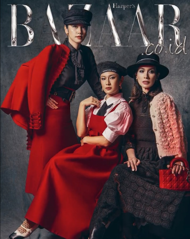 Padu-padan Hitam dan Merah
