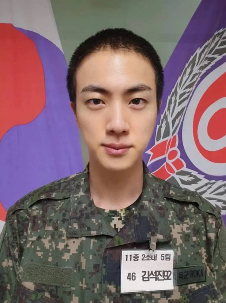 Foto Pertama Jin BTS Sejak Masuk Kamp Beredar, Ganteng Pakai Seragam Militer Foto Pertama Jin BTS Sejak Masuk Kamp Beredar, Ganteng Pakai Seragam Militer Foto Pertama Jin BTS Sejak Masuk Kamp Beredar, Ganteng Pakai Seragam Militer