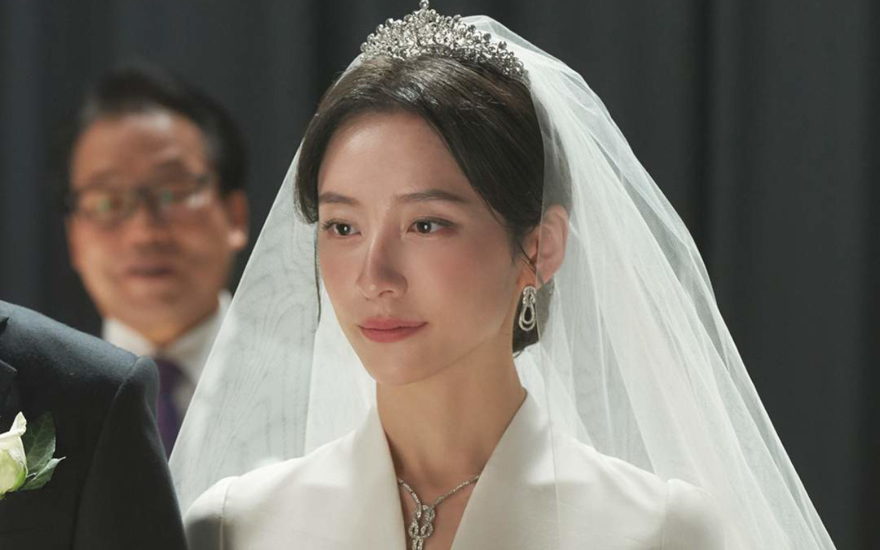 Bukan Akting, Park Ji Hyun Ternyata Beneran Ngamuk Saat Syuting Adegan Pernikahan 'Reborn Rich'