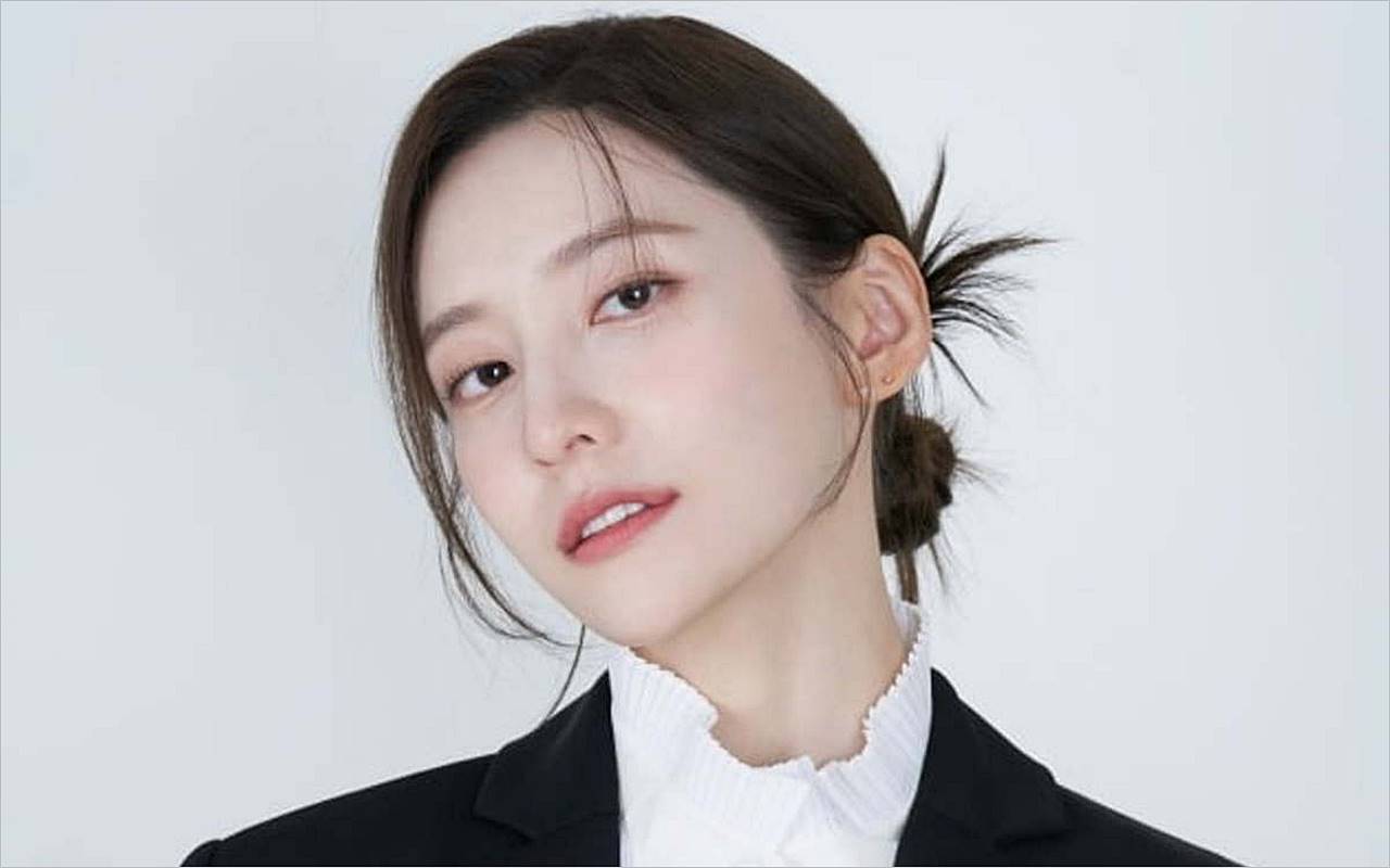 Kini Populer, Park Ji Hyun 'Reborn Rich' Buat Pengakuan Nyesek Soal Keputusannya Jadi Aktris