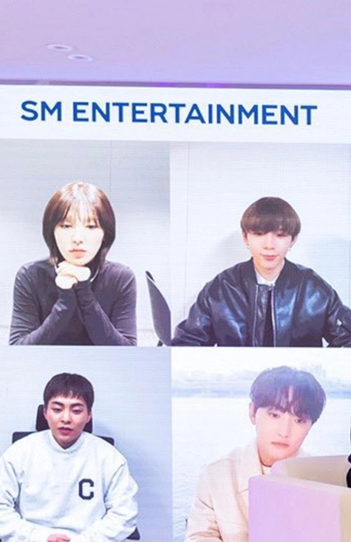 Ekspresi Xiumin EXO, Wendy Red Velvet, dan Shotaro NCT Dengarkan Ceramah Lee Soo Man Bikin Ketawa