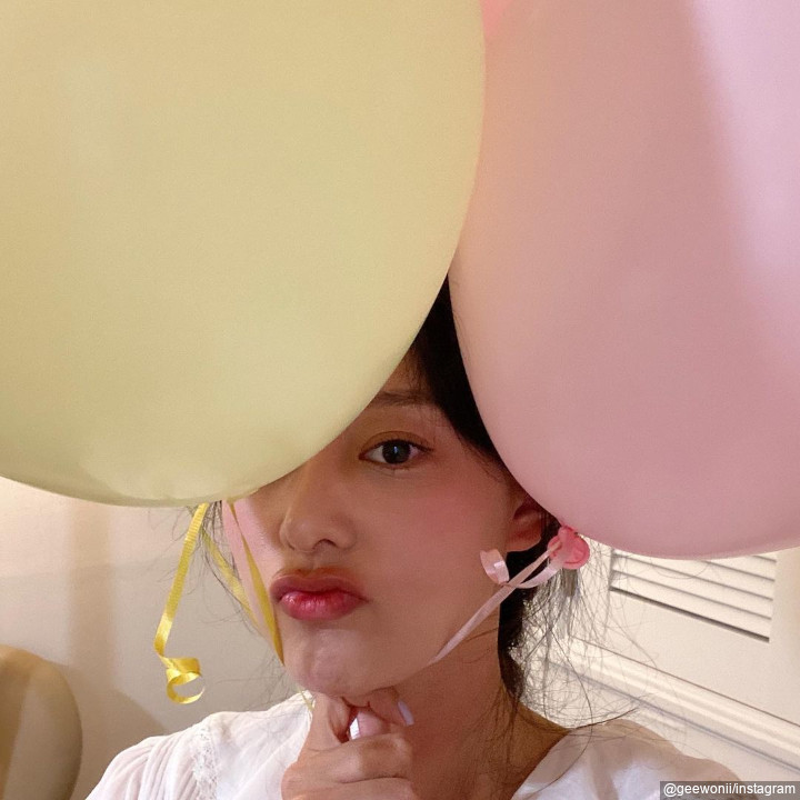 Terjepit Balon