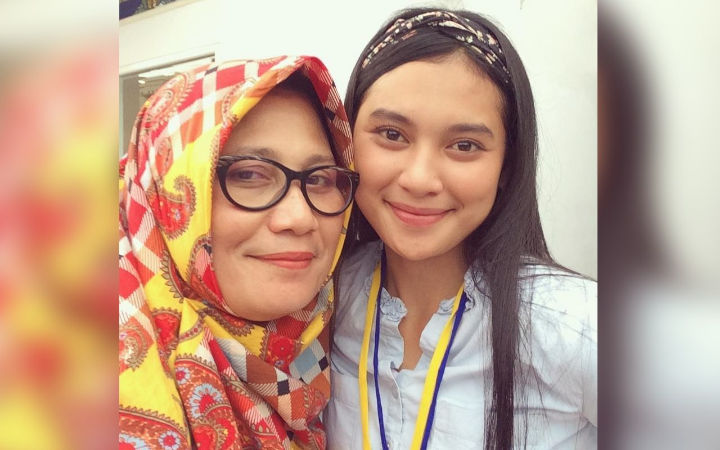Syahrini Bantu Verrell Bramasta, Indra Bekti Bercanda dengan Indy Barends - Topik Pagi