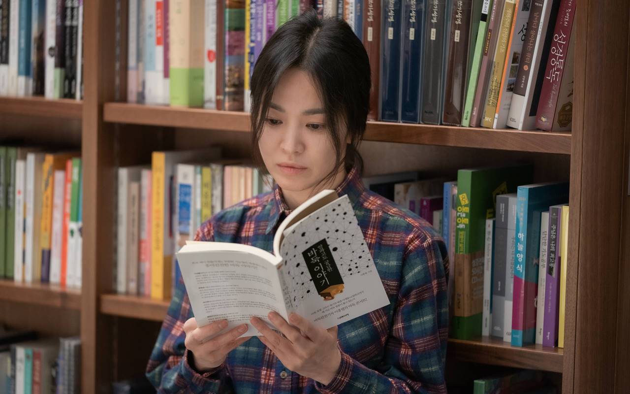 Meme Song Hye Kyo di 'The Glory' Curi Perhatian