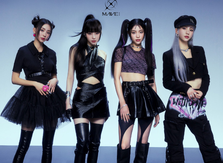 Girl Grup AI Baru MAVE Tuai Sorotan Luas karena Dianggap Mirip aespa Terutama Karina