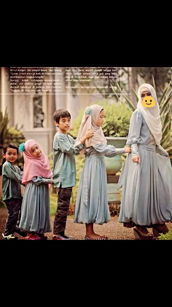 Kompak Bareng Saudara dan Ibunya