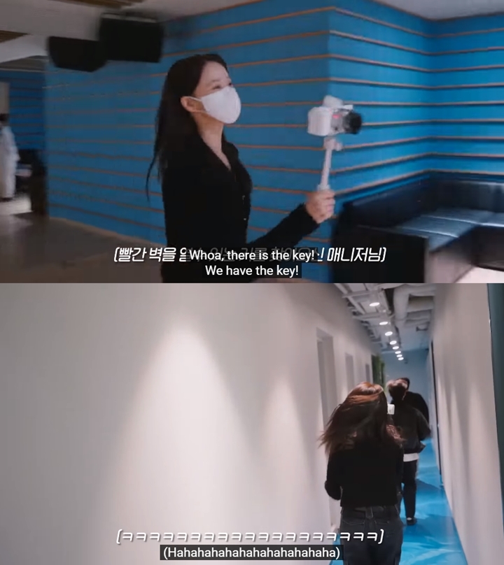 Yoona SNSD Rela Berlarian Kejar Junho 2PM Demi Ngonten di Gedung JYP