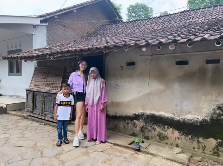 Kunjungi Rumah Habib