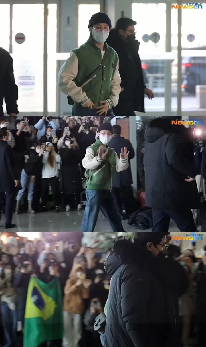 Sosok yang Dampingi Jimin BTS di Bandara Curi Perhatian