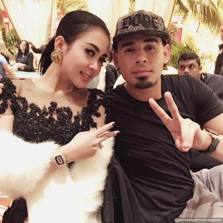 Kedekatan dengan Afrojack
