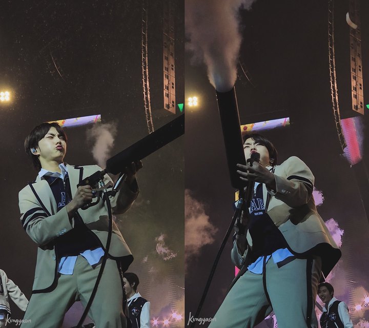 Jungwon ENHYPEN Main Semprotan Asap, Hasilkan Pose Uwu Hingga Kocak di Konser