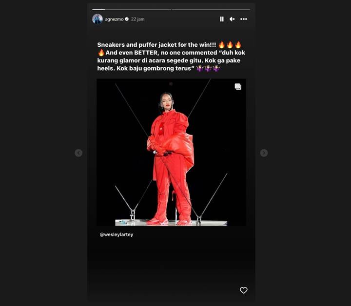 Agnez Mo Sentil Netizen Indonesia Saat Komentari Outfit Serba Merah Rihanna di Super Bowl 2023